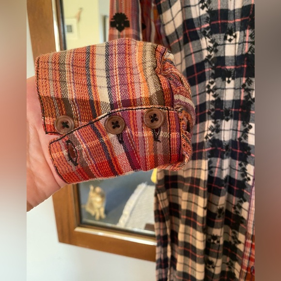 Freepeople button down embroidered flannel duster - Picture 2 of 9